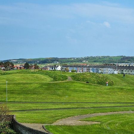 5 Dunluce Park - Portrush By The Sea 아파트 외부 사진