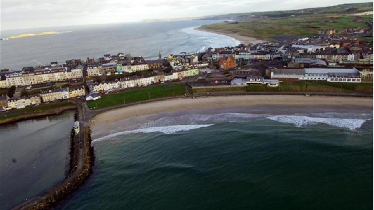 5 Dunluce Park - Portrush By The Sea 아파트 외부 사진
