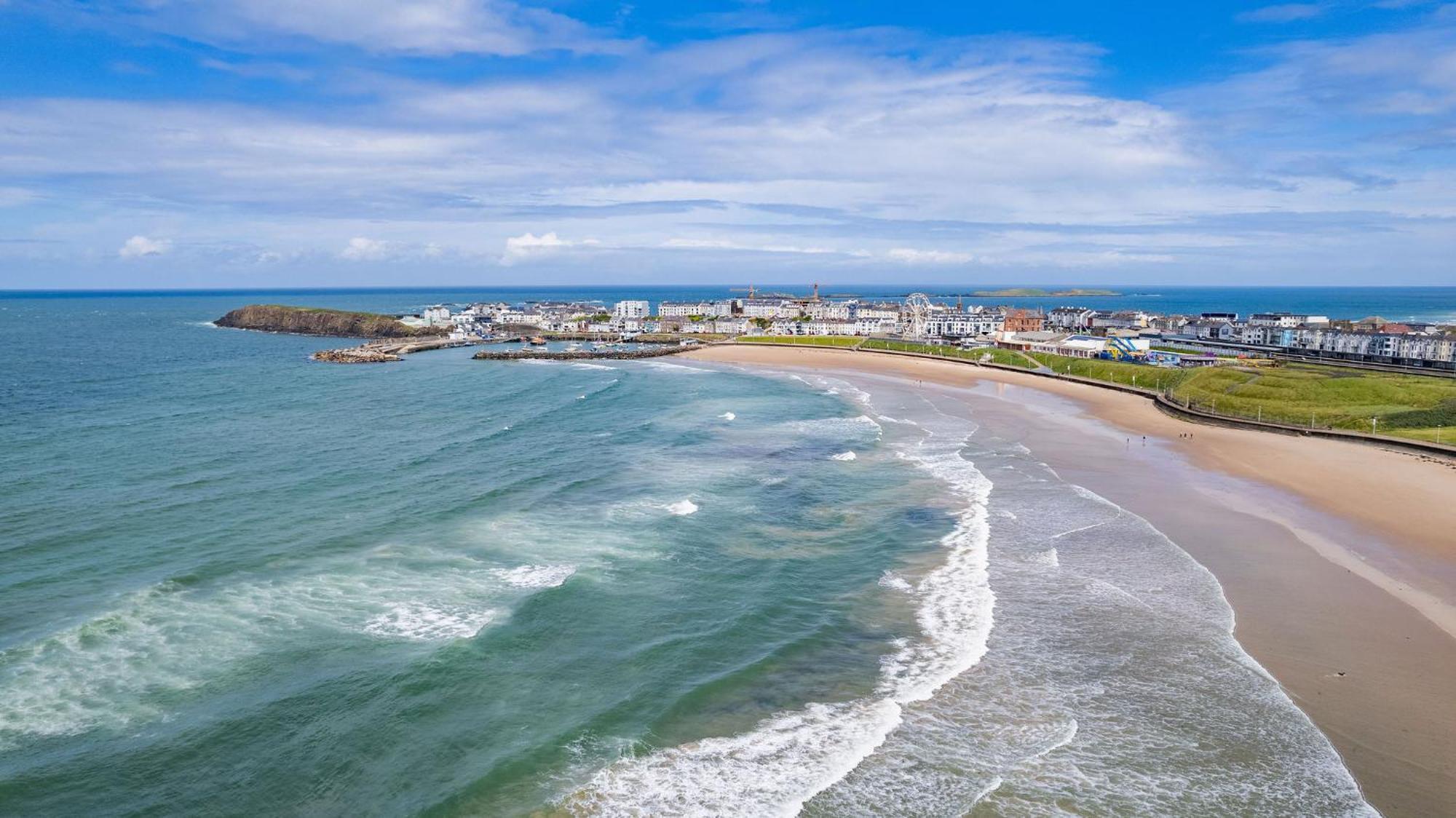 5 Dunluce Park - Portrush By The Sea 아파트 외부 사진