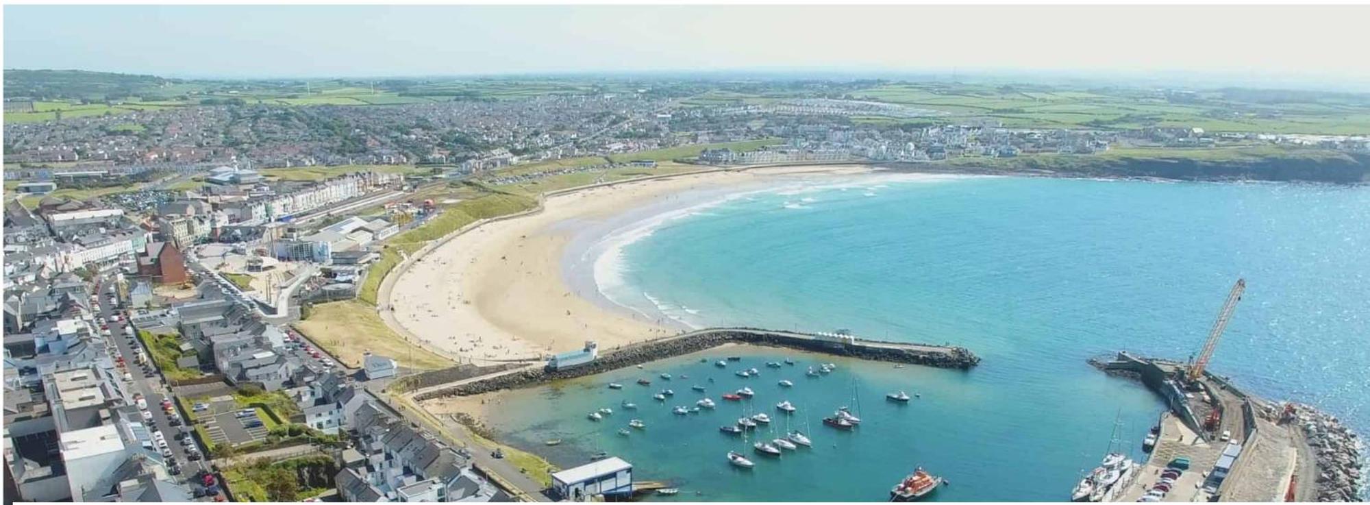 5 Dunluce Park - Portrush By The Sea 아파트 외부 사진
